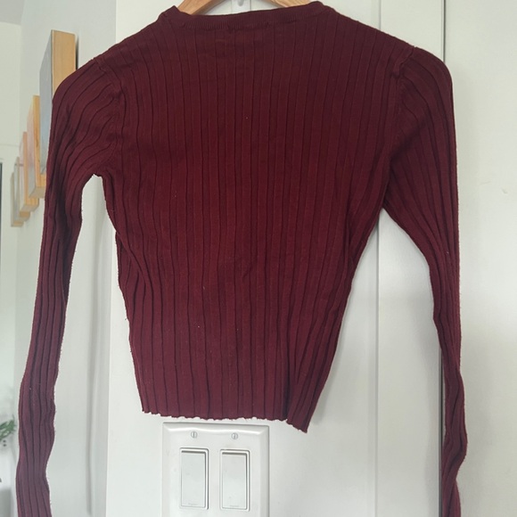 #11 🌺 5/$30 🌺 Dynamite Burgundy ribbed sweater crop top - Picture 2 of 5